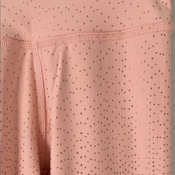 Beyond Yoga Drip Dot High Waisted Midi Legging Coral Rose Gold in Size S - Picture 5 of 16